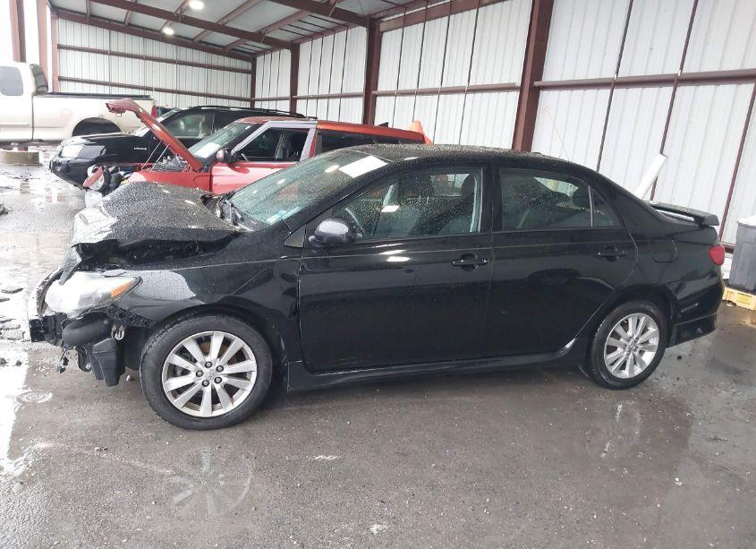 Photo 15 of 2010 Toyota Corolla S (VIN 2T1BU4EE1AC484728)