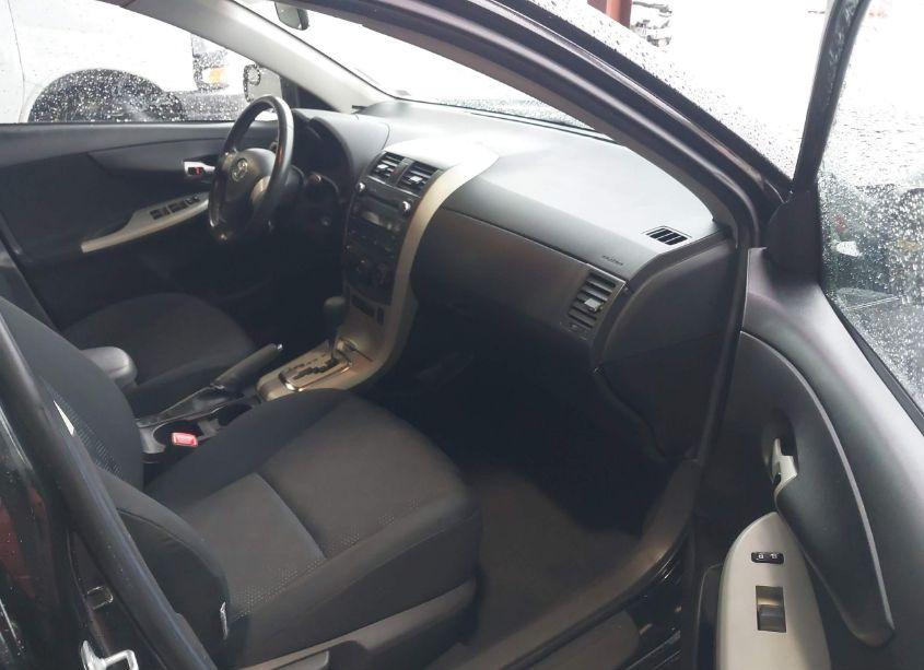 Photo 5 of 2010 Toyota Corolla S (VIN 2T1BU4EE1AC484728)