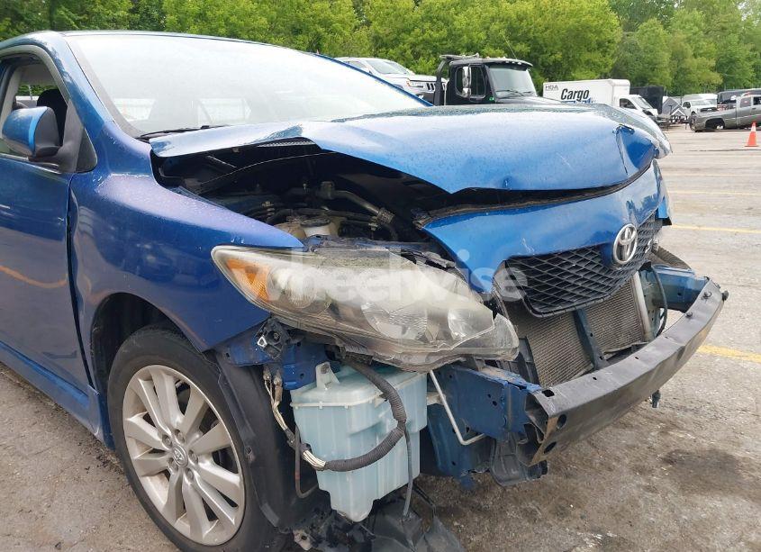 Photo 6 of 2010 Toyota Corolla S (VIN 2T1BU4EE1AC495762)