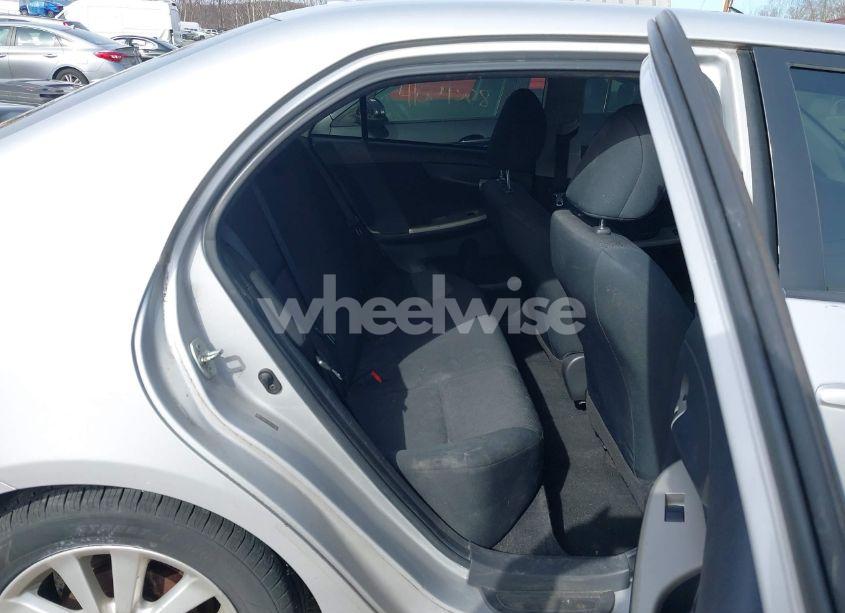 Photo 8 of 2010 Toyota Corolla S (VIN 2T1BU4EE1AC501396)