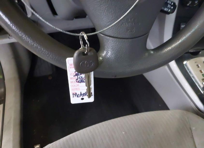 Photo 11 of 2010 Toyota Corolla LE (VIN 2T1BU4EE1AC502208)