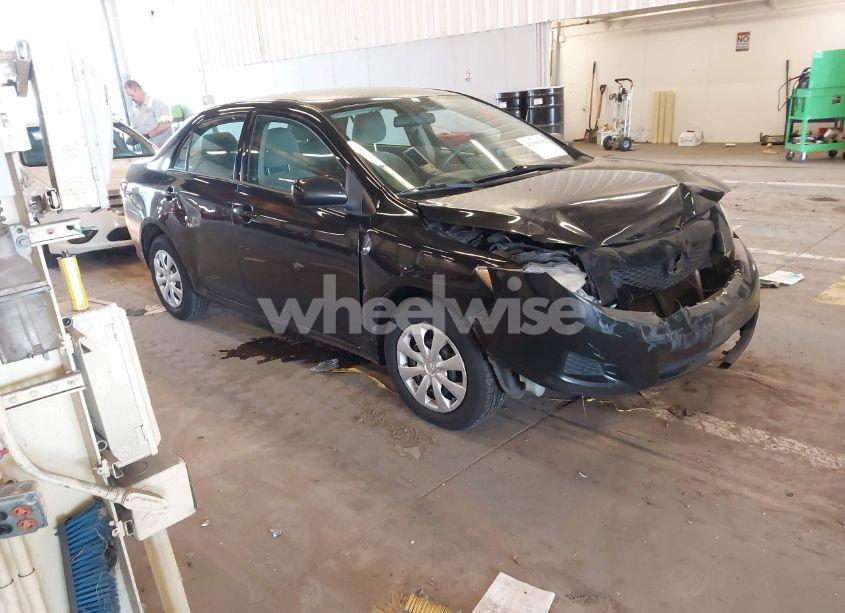 2010 Toyota Corolla LE (VIN 2T1BU4EE1AC505741) main photo