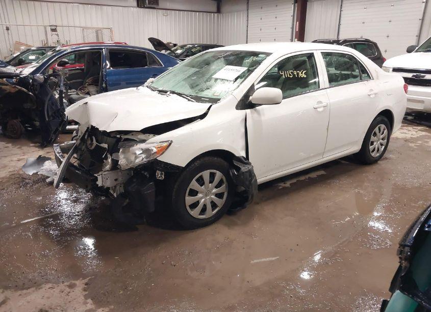 Photo 2 of 2010 Toyota Corolla LE (VIN 2T1BU4EE1AC531837)