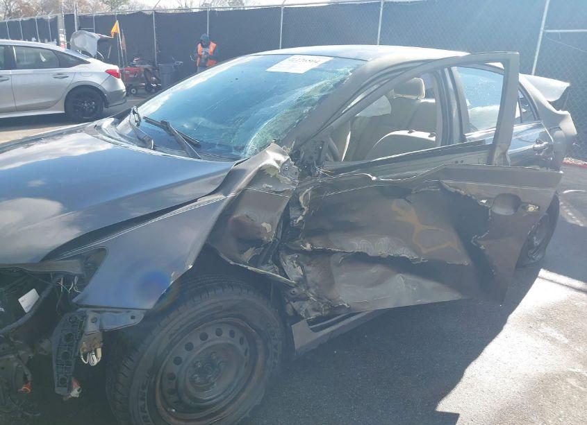 Photo 6 of 2010 Toyota Corolla LE (VIN 2T1BU4EE1AC533071)