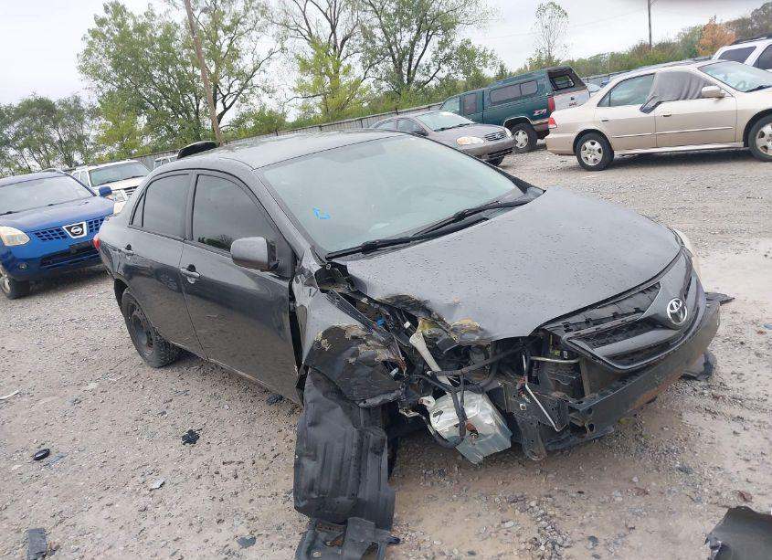 2011 Toyota Corolla LE (VIN 2T1BU4EE1BC539230) main photo