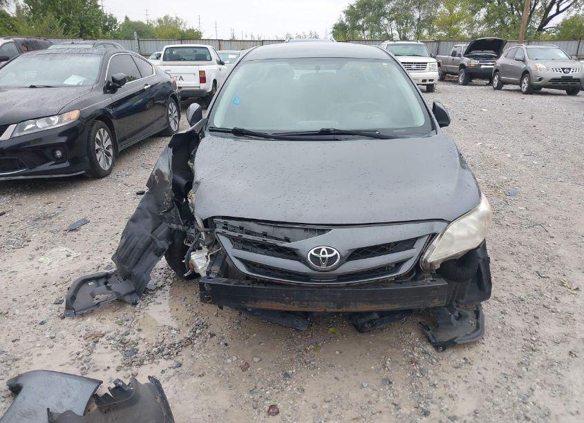 Photo 13 of 2011 Toyota Corolla LE (VIN 2T1BU4EE1BC539230)