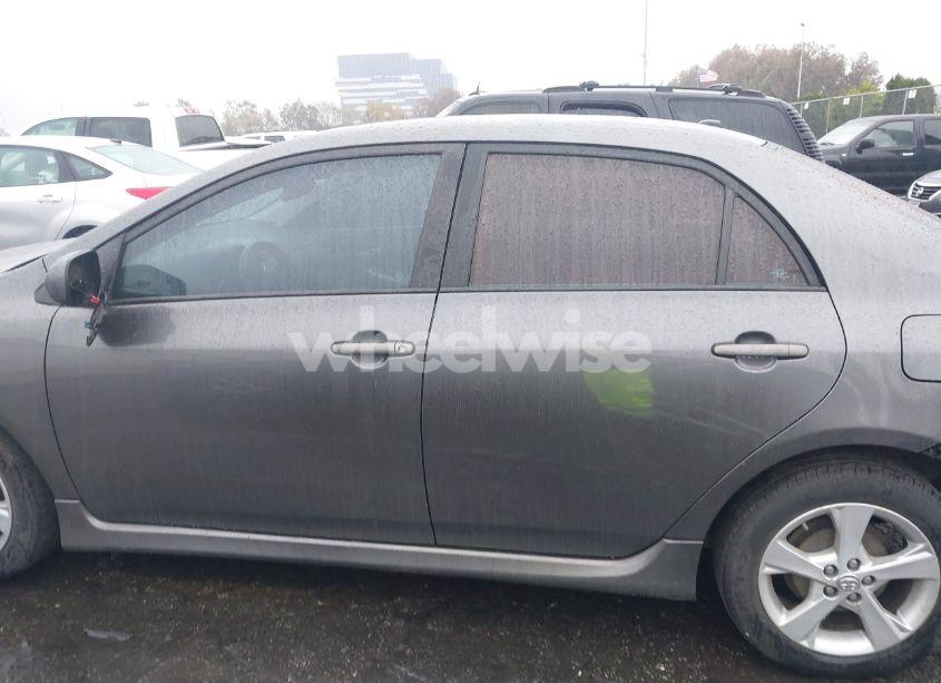 Photo 14 of 2011 Toyota Corolla S (VIN 2T1BU4EE1BC556481)