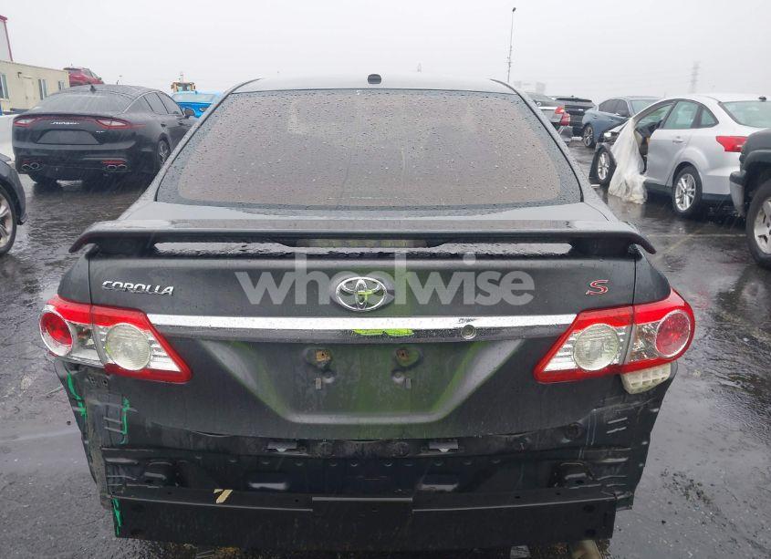 Photo 16 of 2011 Toyota Corolla S (VIN 2T1BU4EE1BC556481)