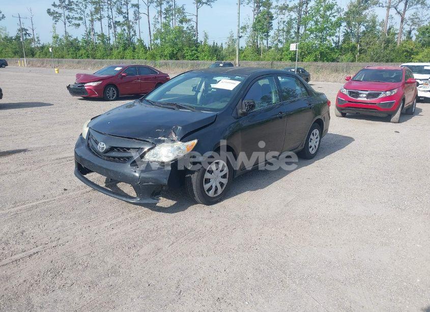 Photo 2 of 2011 Toyota Corolla LE (VIN 2T1BU4EE1BC562314)