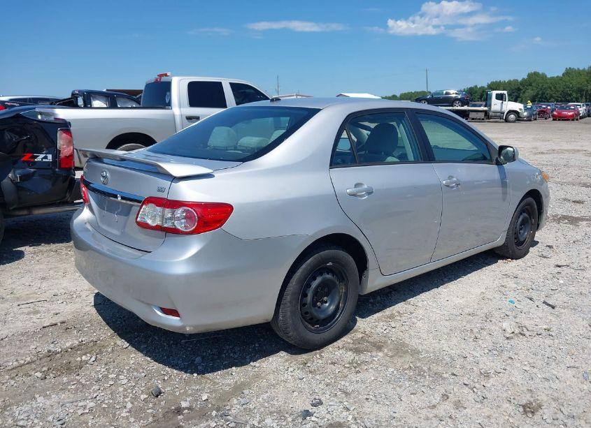 Photo 4 of 2011 Toyota Corolla LE (VIN 2T1BU4EE1BC572096)