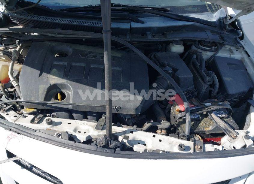 Photo 10 of 2011 Toyota Corolla LE (VIN 2T1BU4EE1BC615836)