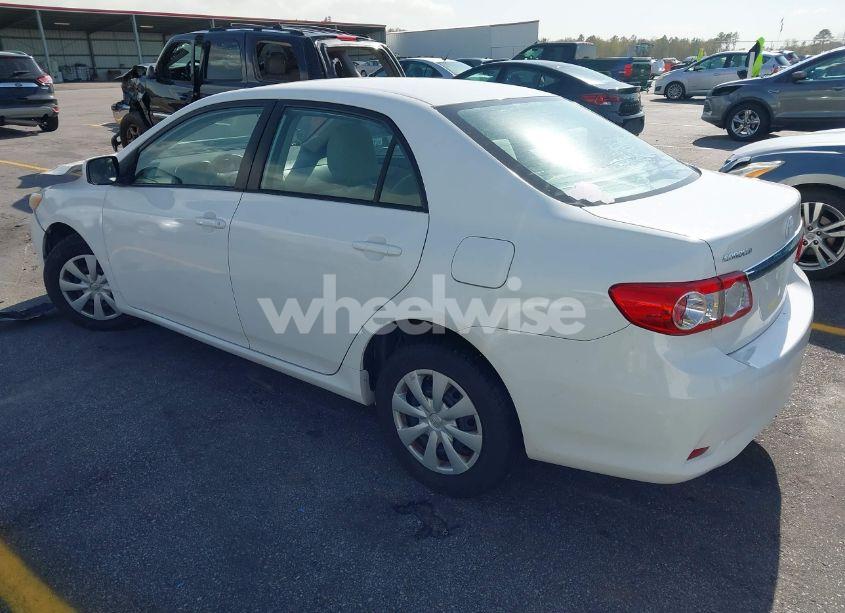 Photo 3 of 2011 Toyota Corolla LE (VIN 2T1BU4EE1BC615836)