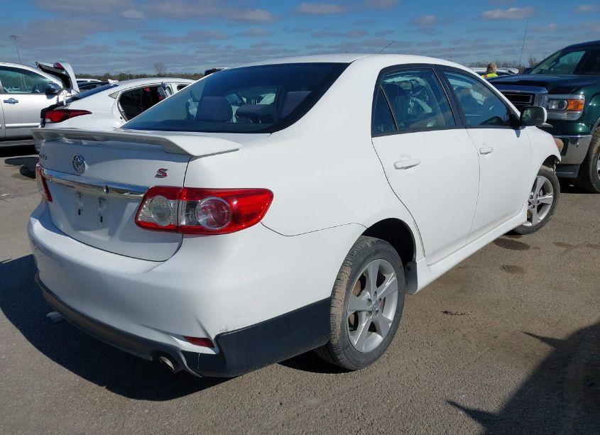 Photo 4 of 2011 Toyota Corolla S (VIN 2T1BU4EE1BC682582)