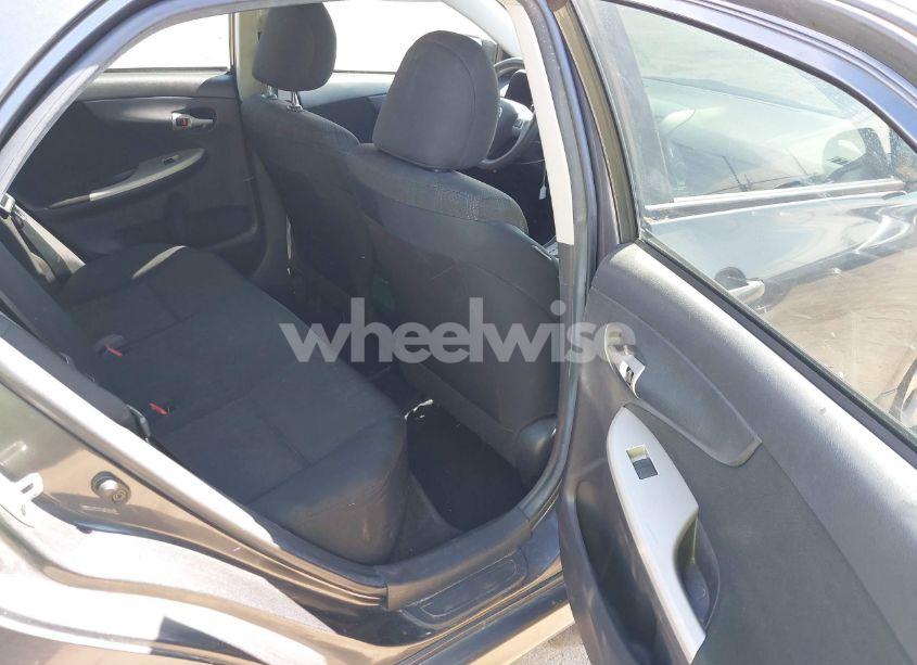 Photo 8 of 2011 Toyota Corolla S (VIN 2T1BU4EE1BC687409)