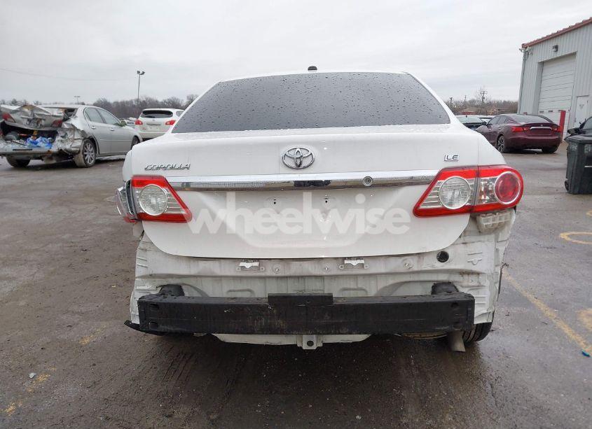 Photo 17 of 2011 Toyota Corolla LE (VIN 2T1BU4EE1BC688415)