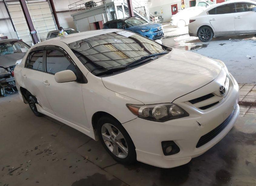 2011 Toyota Corolla S (VIN 2T1BU4EE1BC690083) main photo