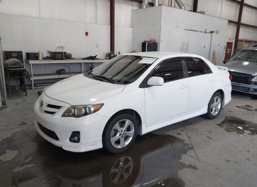 Photo 2 of 2011 Toyota Corolla S (VIN 2T1BU4EE1BC690083)
