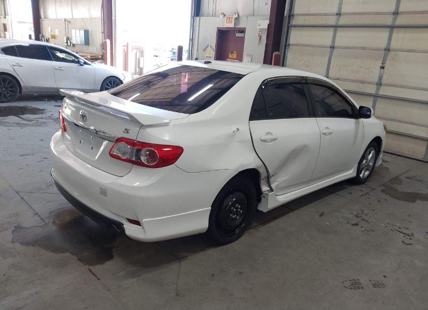 Photo 4 of 2011 Toyota Corolla S (VIN 2T1BU4EE1BC690083)