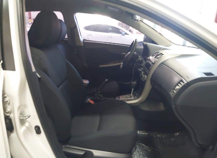 Photo 5 of 2011 Toyota Corolla S (VIN 2T1BU4EE1BC690083)