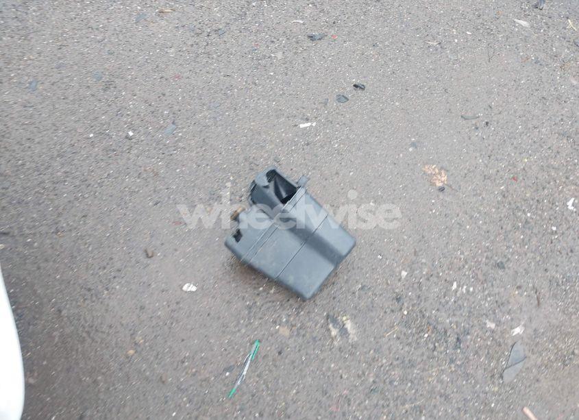 Photo 12 of 2011 Toyota Corolla LE (VIN 2T1BU4EE1BC693128)