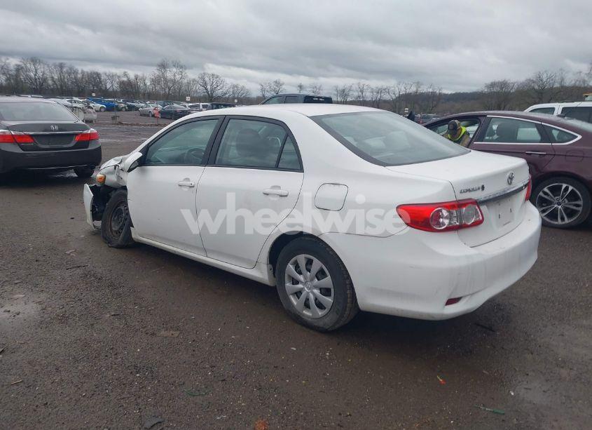 Photo 3 of 2011 Toyota Corolla LE (VIN 2T1BU4EE1BC693128)