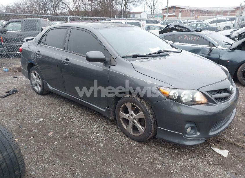 2011 Toyota Corolla S (VIN 2T1BU4EE1BC710106) main photo