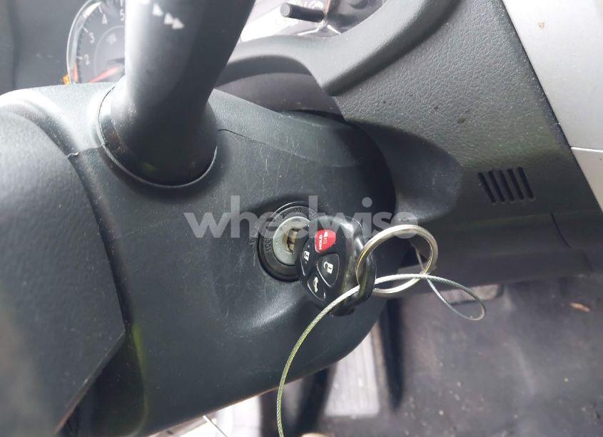 Photo 11 of 2011 Toyota Corolla S (VIN 2T1BU4EE1BC710106)