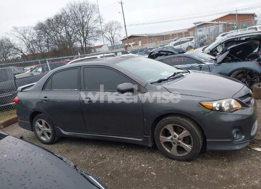 Photo 13 of 2011 Toyota Corolla S (VIN 2T1BU4EE1BC710106)