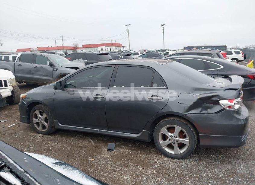Photo 14 of 2011 Toyota Corolla S (VIN 2T1BU4EE1BC710106)
