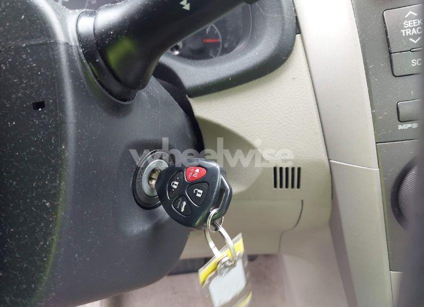 Photo 11 of 2011 Toyota Corolla LE (VIN 2T1BU4EE1BC712731)