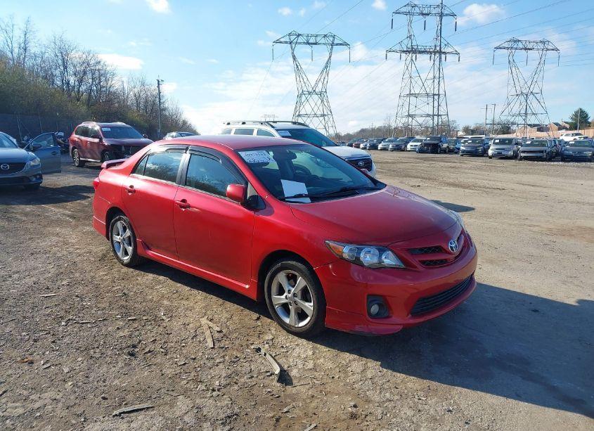 2011 Toyota Corolla S (VIN 2T1BU4EE1BC721669) main photo