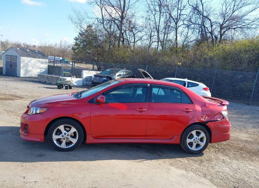 Photo 14 of 2011 Toyota Corolla S (VIN 2T1BU4EE1BC721669)