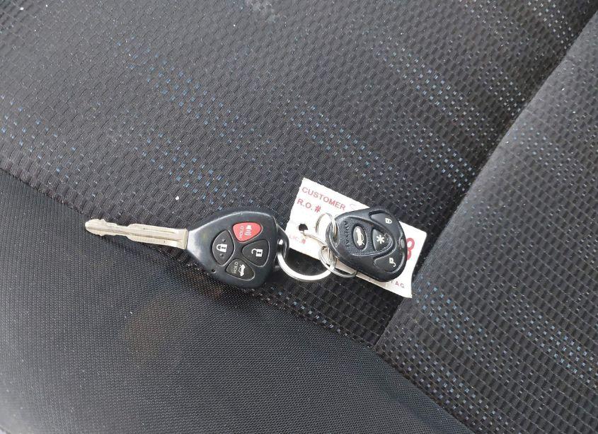 Photo 11 of 2011 Toyota Corolla S (VIN 2T1BU4EE1BC725415)