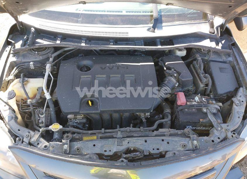 Photo 10 of 2011 Toyota Corolla S (VIN 2T1BU4EE1BC727990)