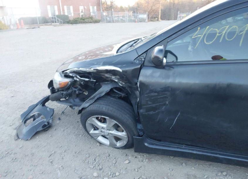 Photo 6 of 2011 Toyota Corolla S (VIN 2T1BU4EE1BC728251)