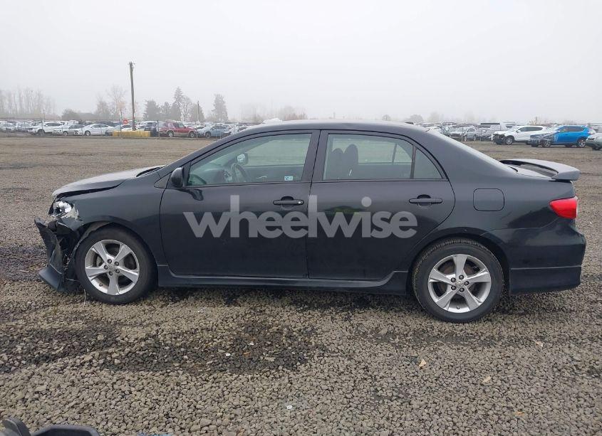 Photo 15 of 2011 Toyota Corolla S (VIN 2T1BU4EE1BC733403)