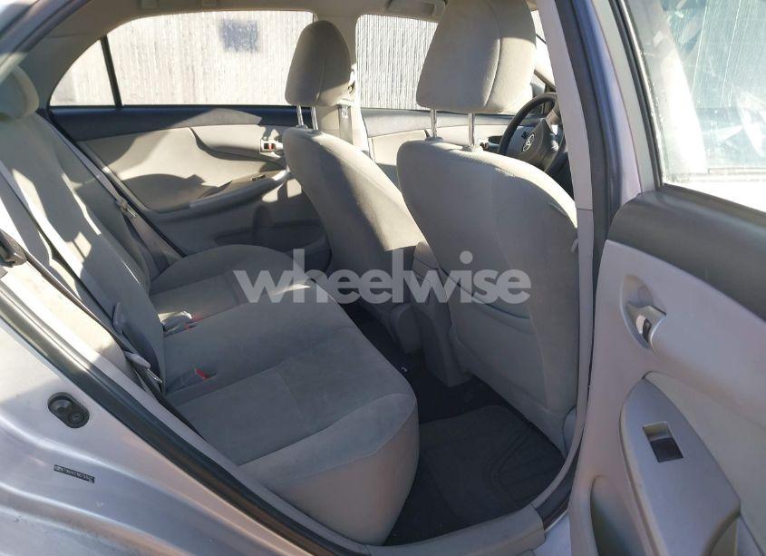 Photo 8 of 2011 Toyota Corolla LE (VIN 2T1BU4EE1BC751562)