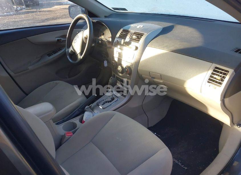 Photo 5 of 2011 Toyota Corolla LE (VIN 2T1BU4EE1BC752341)