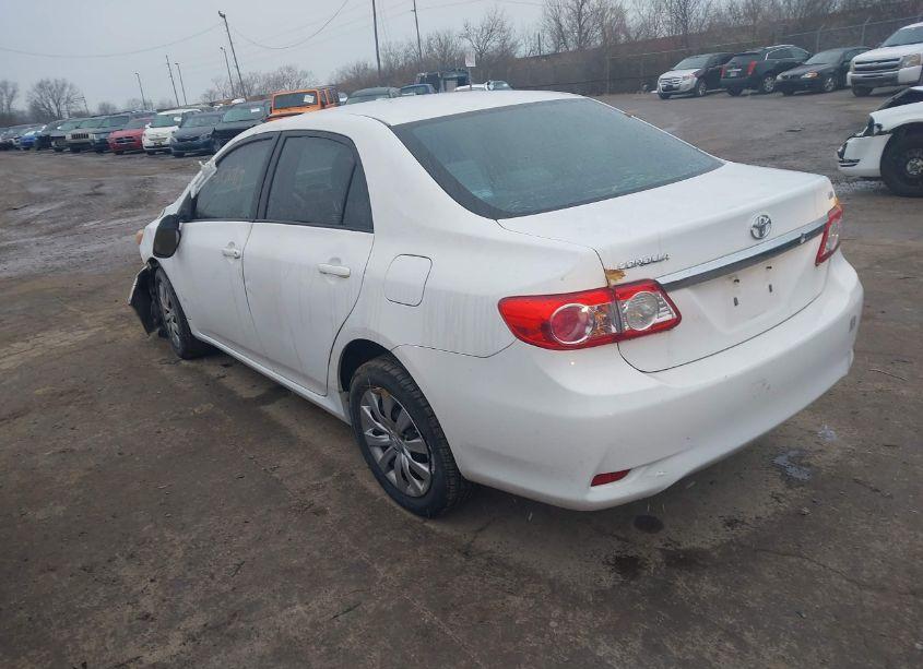 Photo 3 of 2012 Toyota Corolla LE (VIN 2T1BU4EE1CC757489)