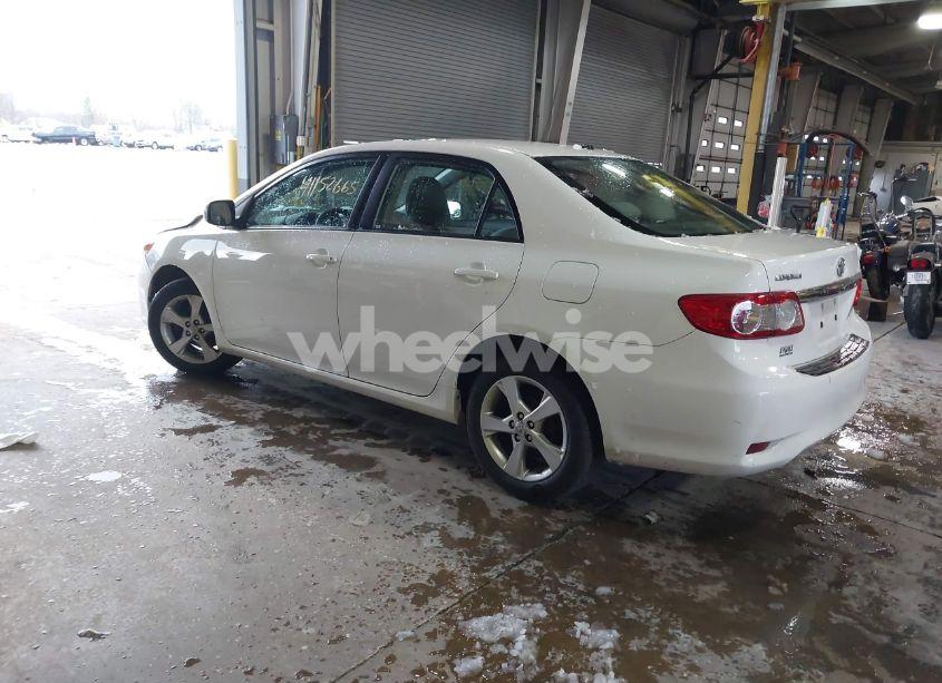 Photo 3 of 2012 Toyota Corolla LE (VIN 2T1BU4EE1CC770498)