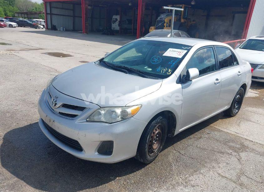 Photo 6 of 2012 Toyota Corolla LE (VIN 2T1BU4EE1CC773885)