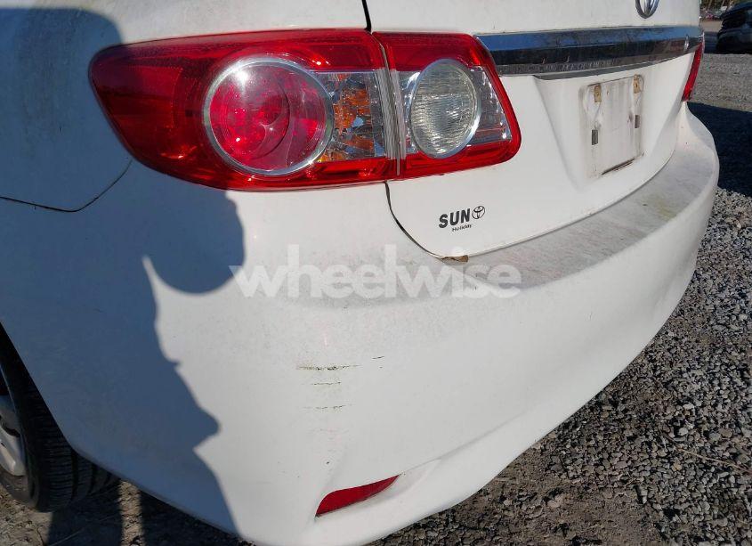 Photo 20 of 2012 Toyota Corolla LE (VIN 2T1BU4EE1CC775801)