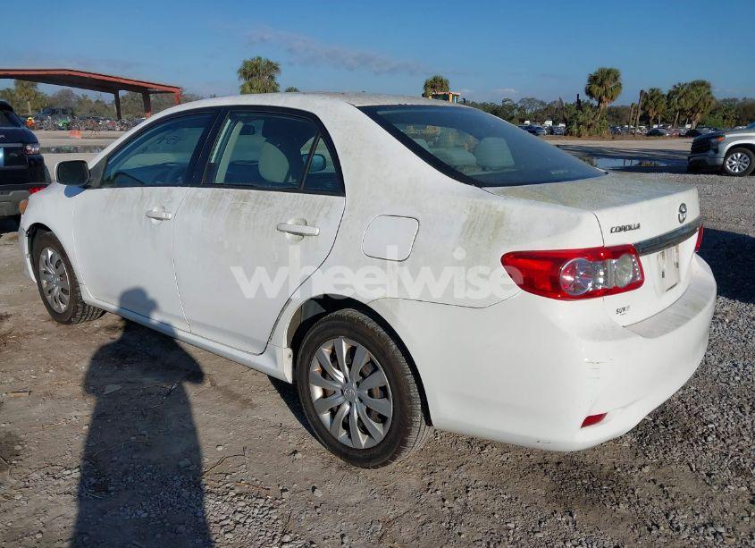 Photo 3 of 2012 Toyota Corolla LE (VIN 2T1BU4EE1CC775801)