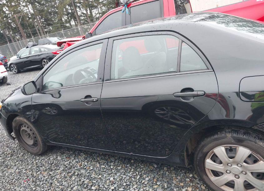 Photo 14 of 2012 Toyota Corolla LE (VIN 2T1BU4EE1CC785146)