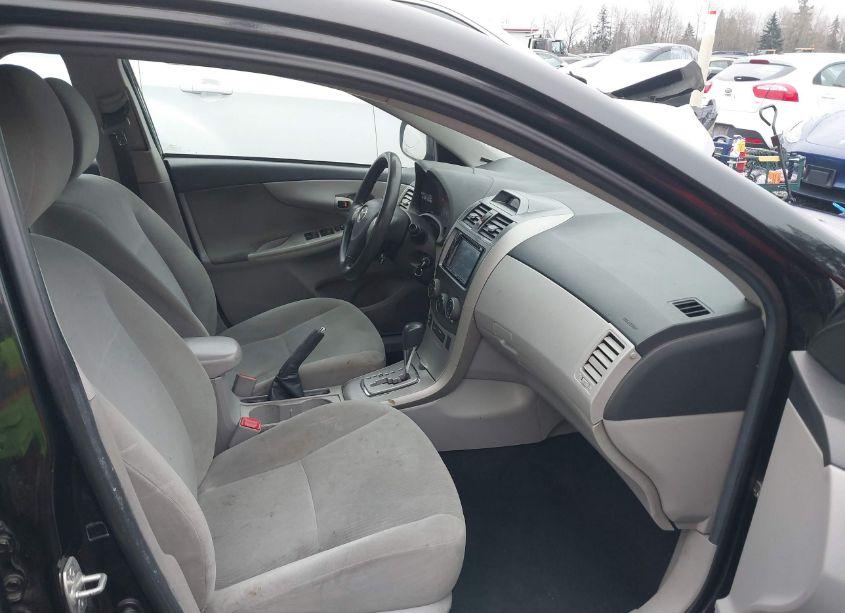 Photo 5 of 2012 Toyota Corolla LE (VIN 2T1BU4EE1CC785146)