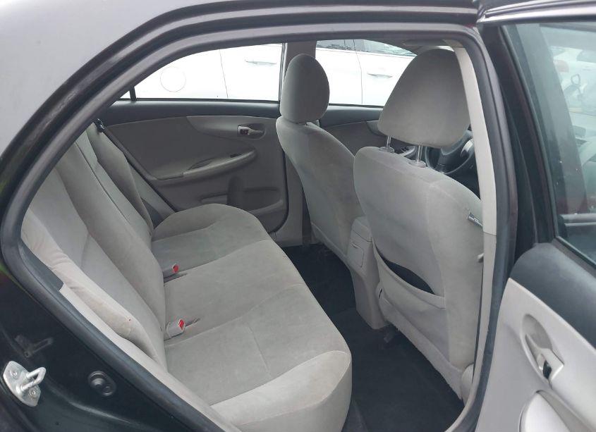 Photo 8 of 2012 Toyota Corolla LE (VIN 2T1BU4EE1CC785146)