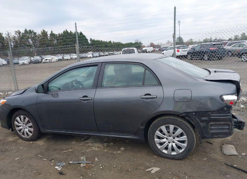 Photo 15 of 2012 Toyota Corolla LE (VIN 2T1BU4EE1CC797250)