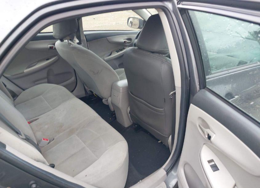 Photo 8 of 2012 Toyota Corolla LE (VIN 2T1BU4EE1CC797250)