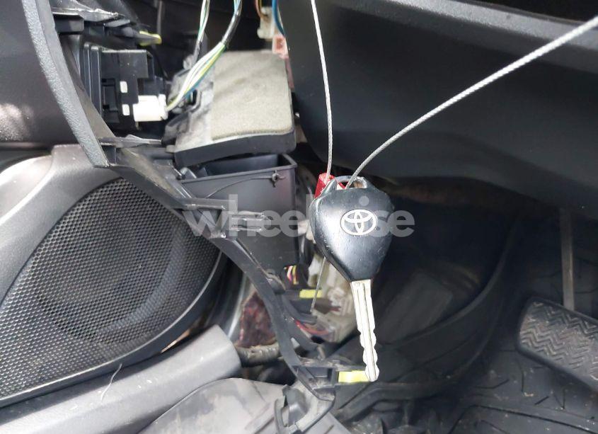 Photo 11 of 2012 Toyota Corolla S (VIN 2T1BU4EE1CC803984)