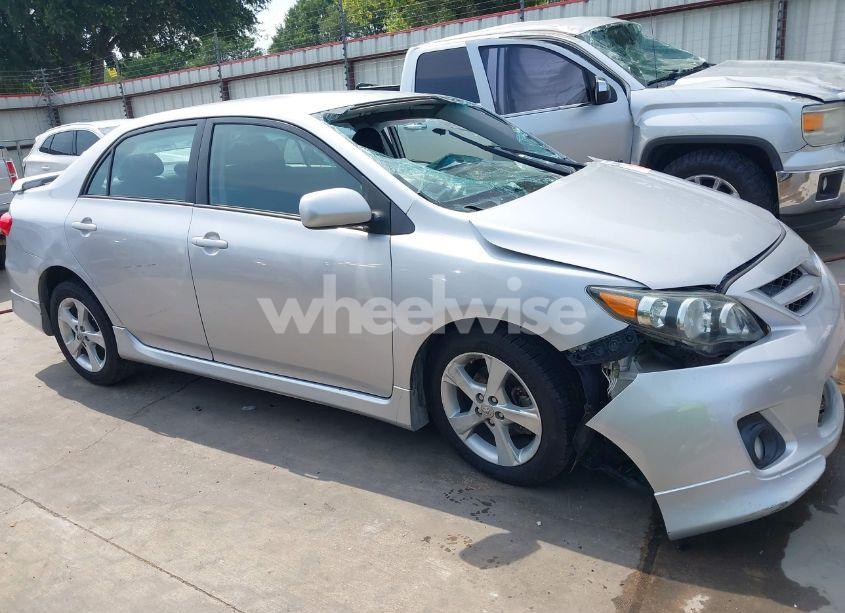 Photo 14 of 2012 Toyota Corolla S (VIN 2T1BU4EE1CC803984)